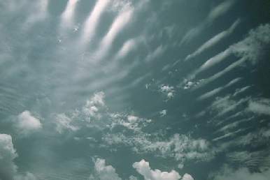 CIRROCUMULUS  LENTICULARIS