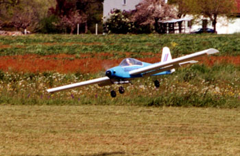 avion &agrave; l&acute;atterrissage